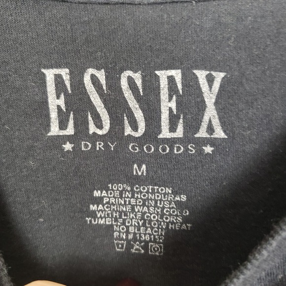 Essex Dry Goods Women's Size M Savage Rose Graphic Tee Shirt Black Grunge Edgy - Picture 3 of 7